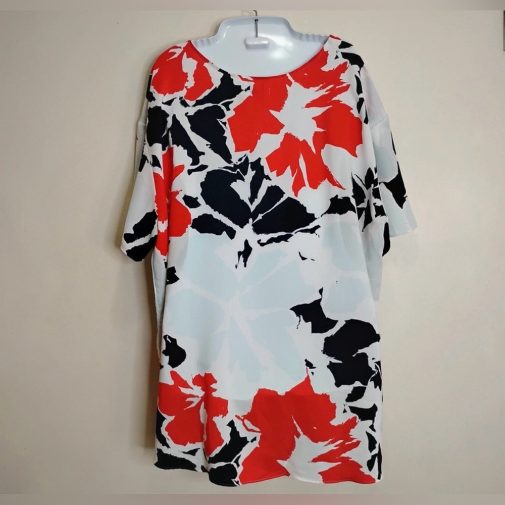 14th & Union Oversized Floral Blouse Size Large - Picture 3 of 11